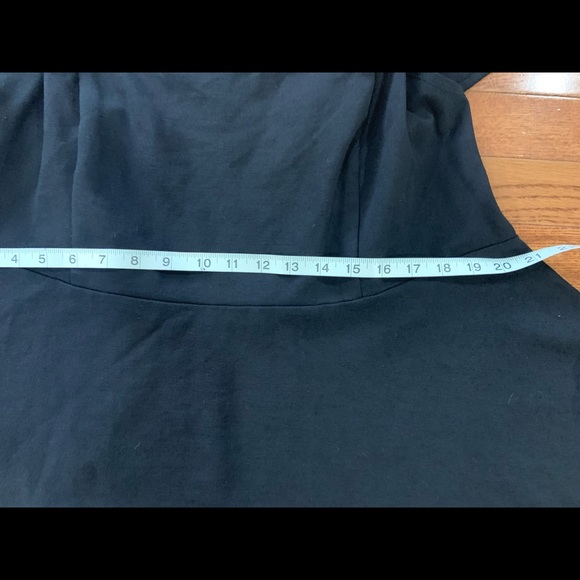 Torrid off the shoulder top - Picture 5 of 5